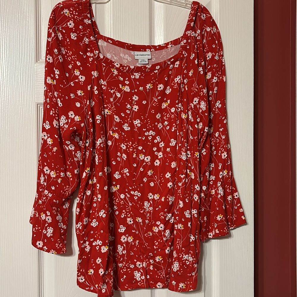 Liz Claiborne red flowered box square neck shirt size xxl worn once